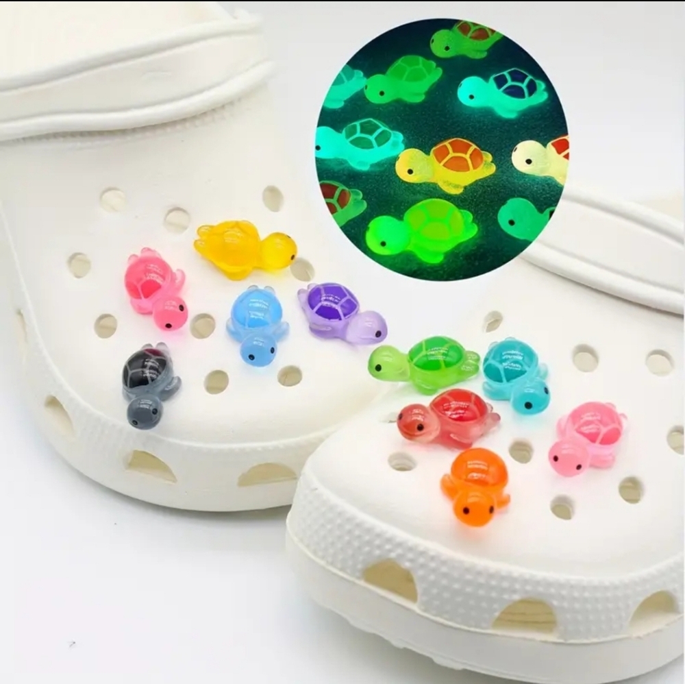 12 Pcs Glow In The Dark Turtle Shoe Charms, Luminous Charms